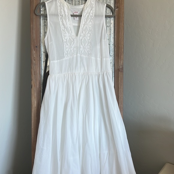White Izod sundress - Picture 3 of 5